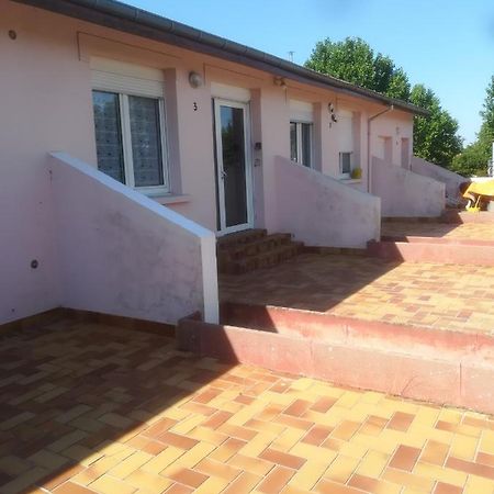 Logement De Plein Pied A Mirecourt Luaran gambar