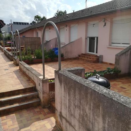 Logement De Plein Pied A Mirecourt Luaran gambar