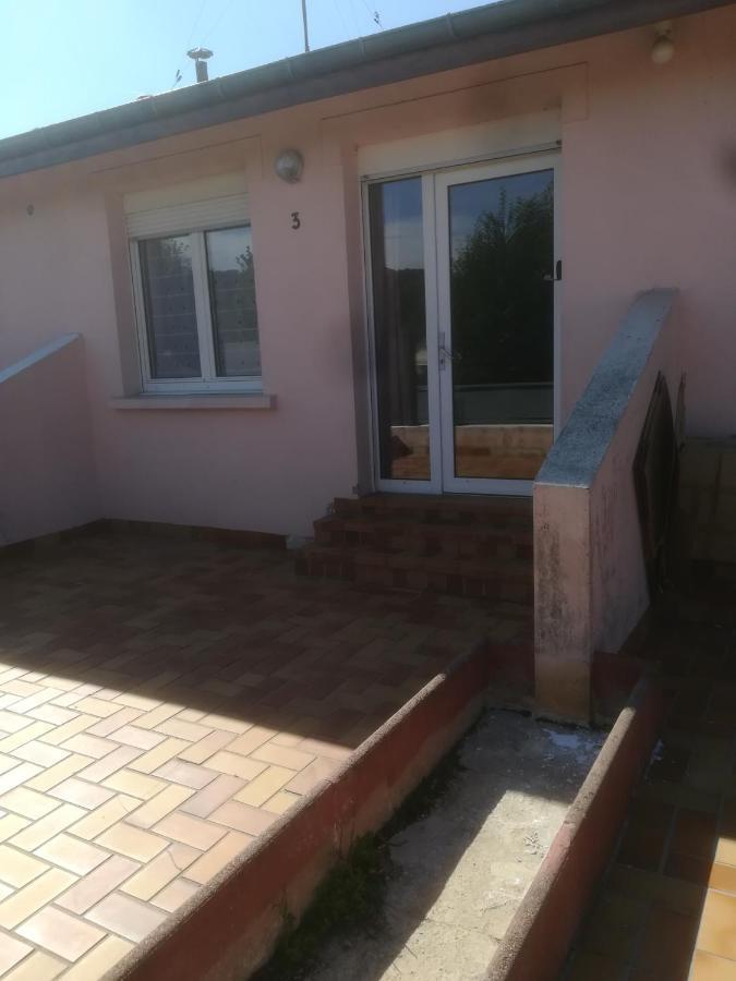 Logement De Plein Pied A Mirecourt Luaran gambar