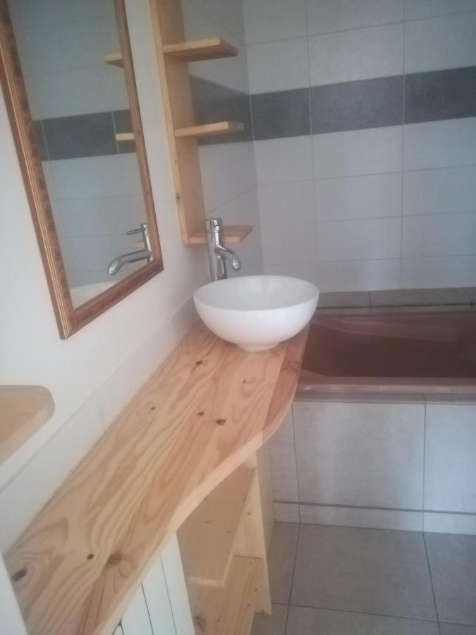 Logement De Plein Pied A Mirecourt Luaran gambar