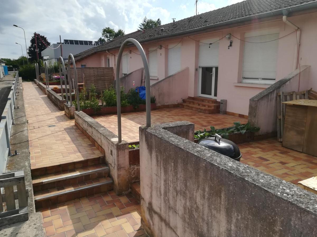 Logement De Plein Pied A Mirecourt Luaran gambar